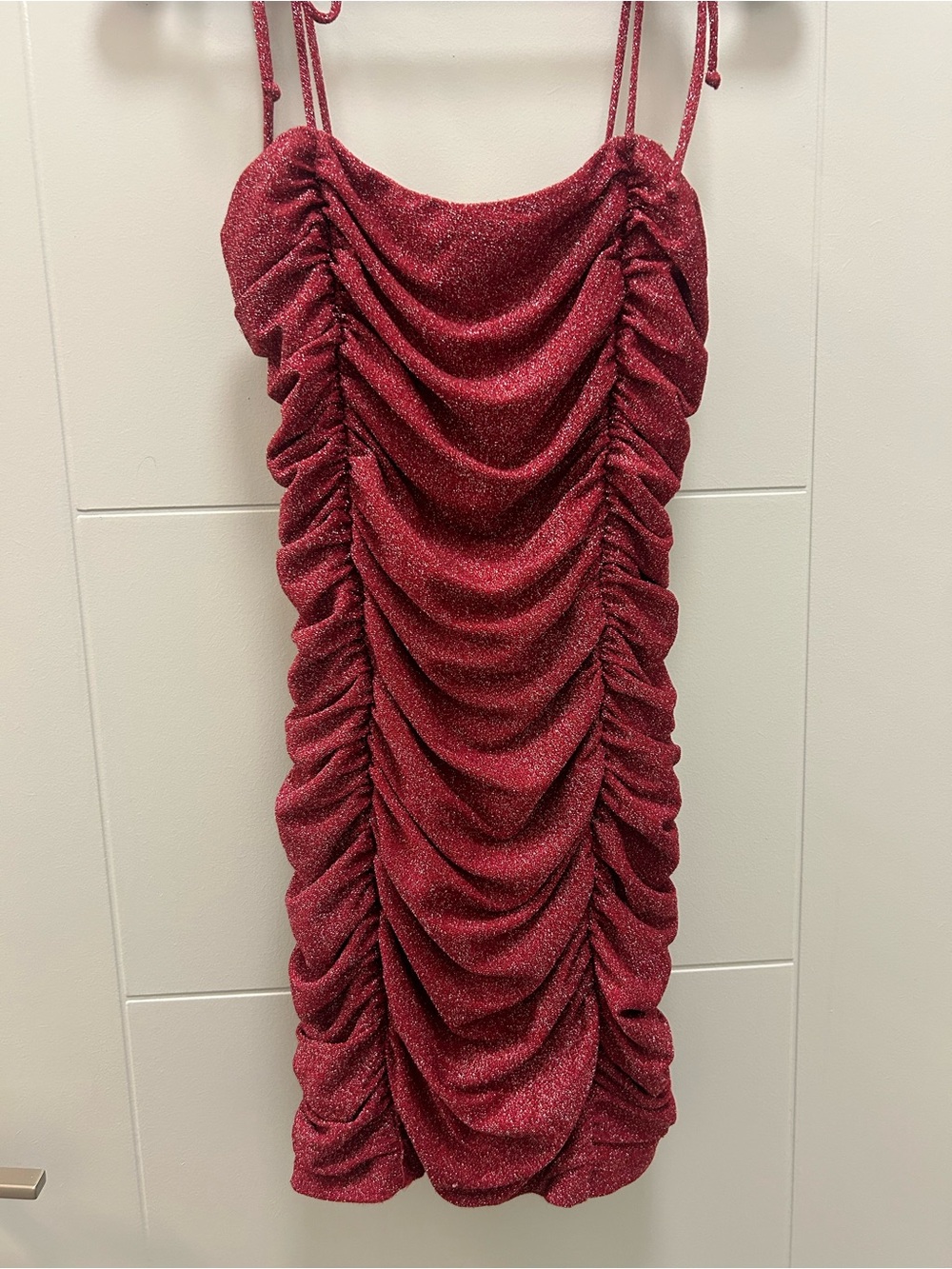 Jump Apparel Glitter Ruched Bodycon Mini Dress Women’s L Red Party Homecoming - Picture 2 of 7